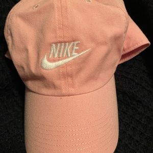 Brand NEW Women’s Nike Adjustable Hat